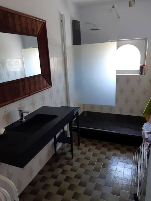 Maison Bord De Mer Плугерно Екстериор снимка